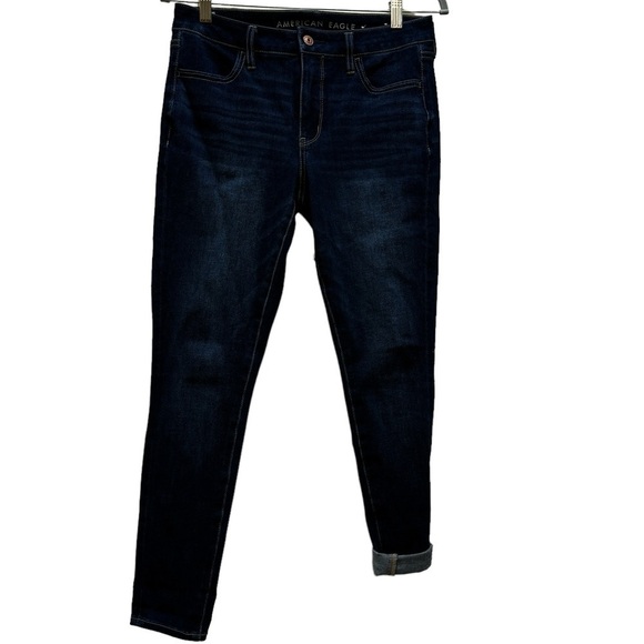 American Eagle Outfitters Denim - American Eagle Dark Denim Skinny Jeans size 6 Short EUC